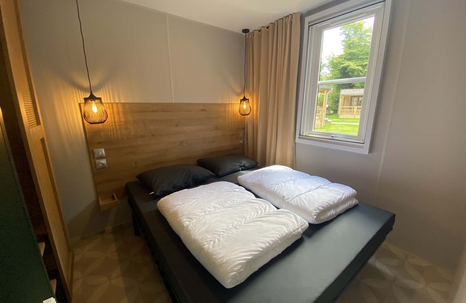 9 double bed 160 x 200