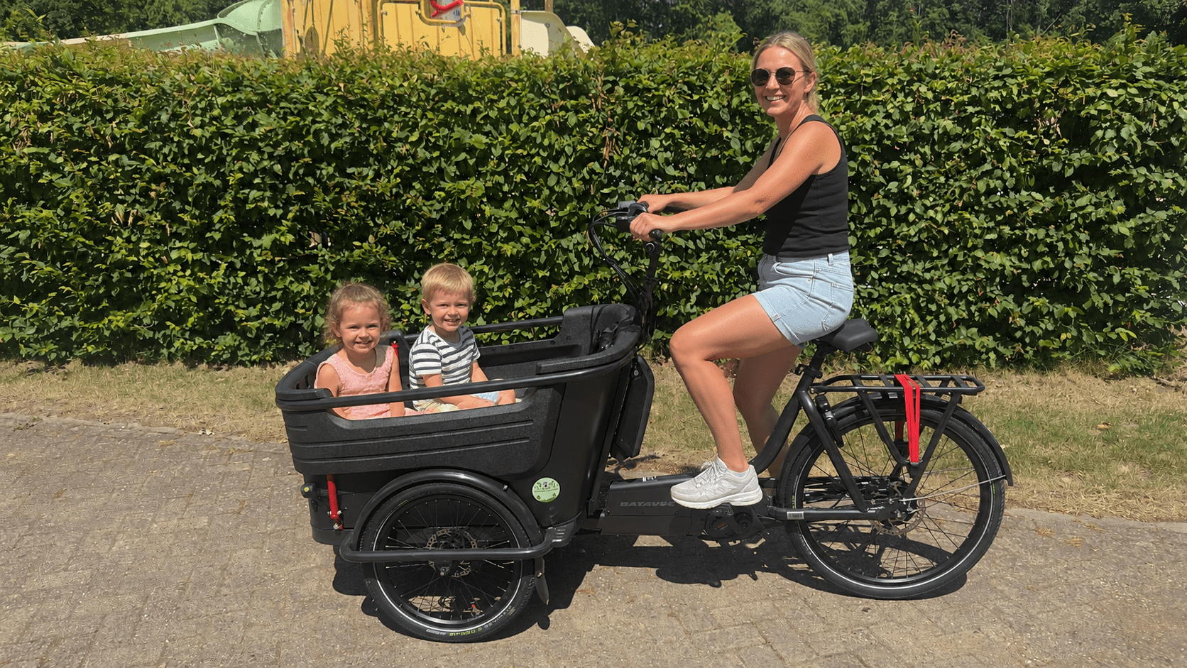 Bakfiets met gezin