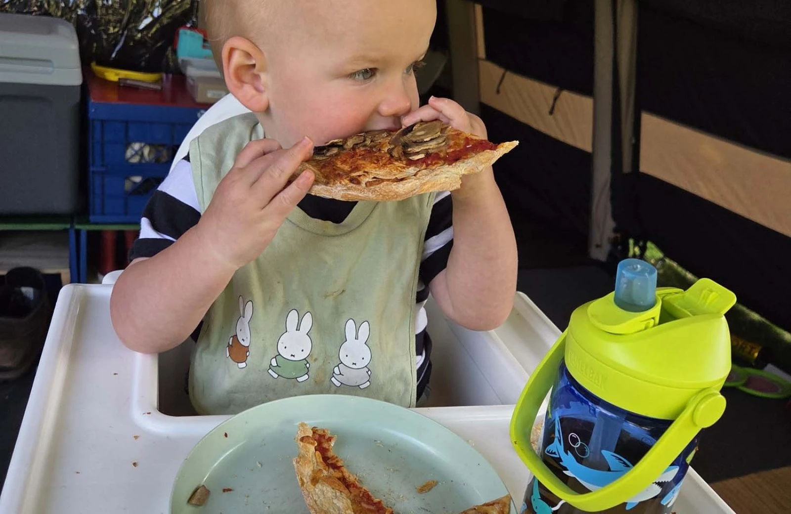 Restaurant at the campsite 10